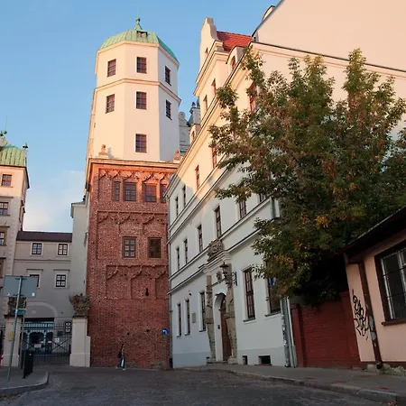 Old Town アパート *